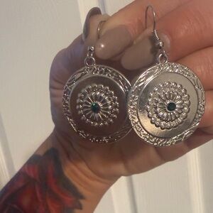 Silver drip earrings with green stone